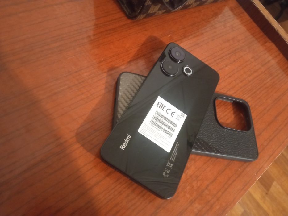 Редми 13 почти новый