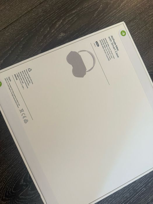 Apple airpods max
