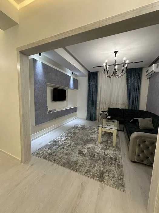 Buyuk Ipak yoli metrosiga yaqin, 3 xonali kvartira Salom choyxona 308*