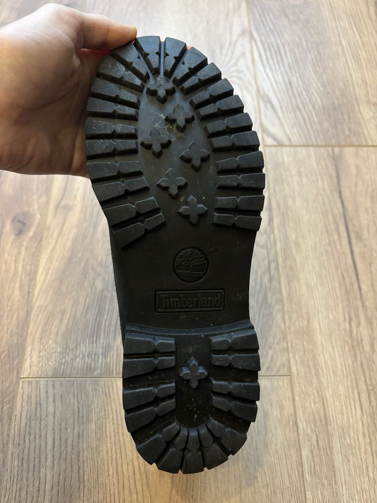 Ghete Timberaland, marime 38,5, nubuc