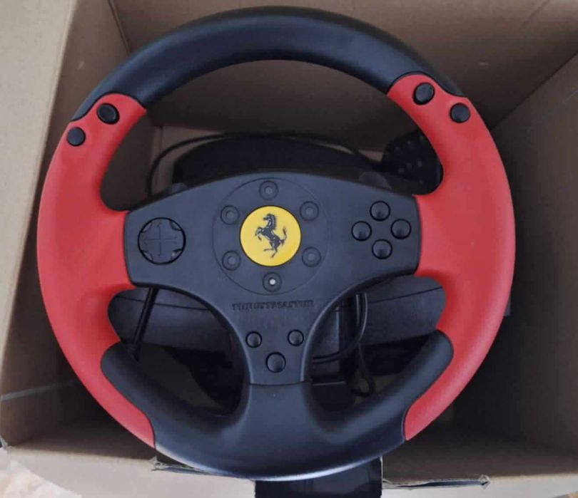 Vand Volan Thrustmaster Ferrari Red Legend Edition
