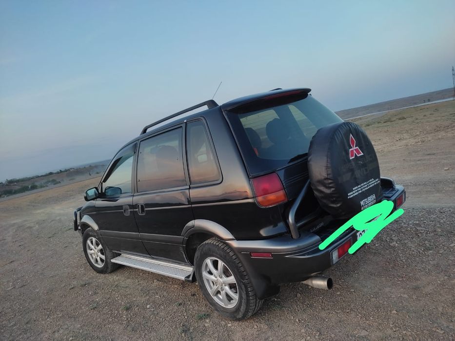 Продам машину Митсубиси