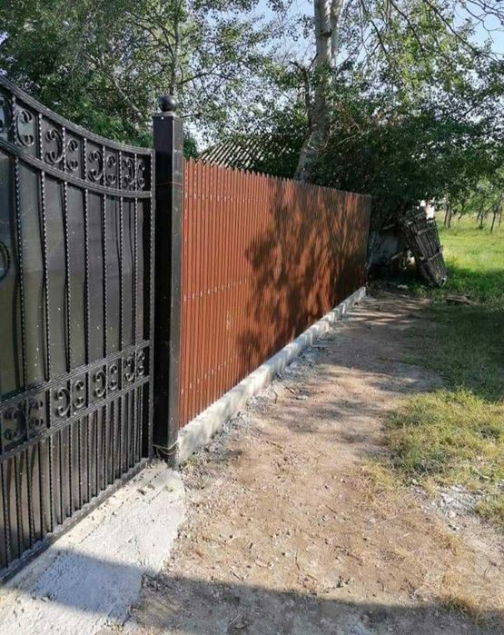 Executăm garduri la comanda clientului