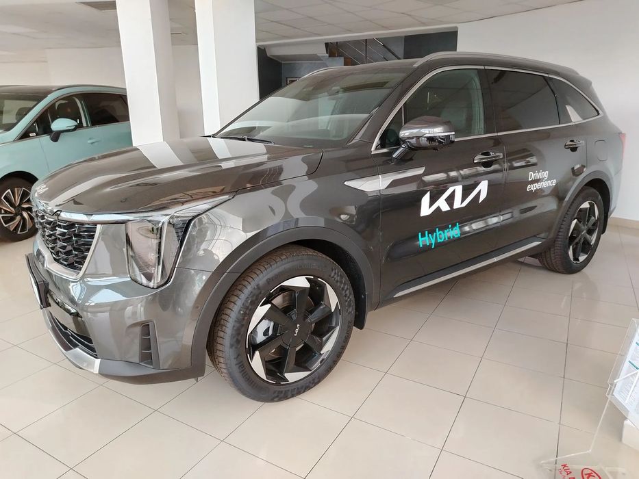 Kia Sorento Kia Sorento 7LOC Premium+ 1.6 T-GDI HEV 215 CP A6 4x4