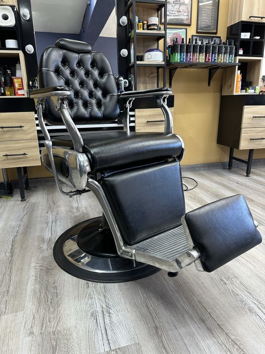 Бръснарски столове 700 лв. Броя