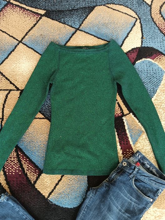 Bluză superbă și blugi Guess mărimea 32