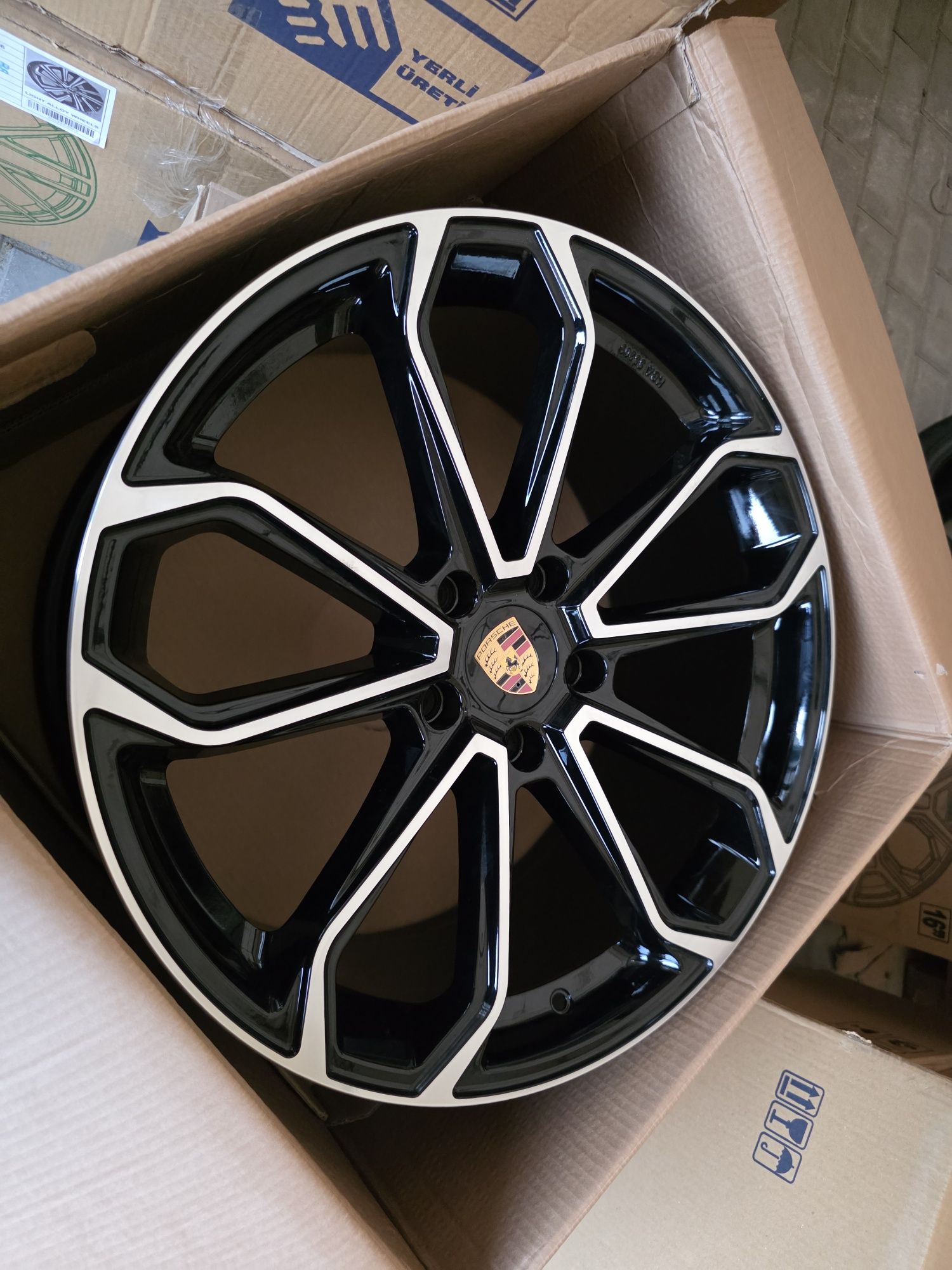 Jante de aliaj pentru Porsche Cayenne pe 21 marca gmp italia
