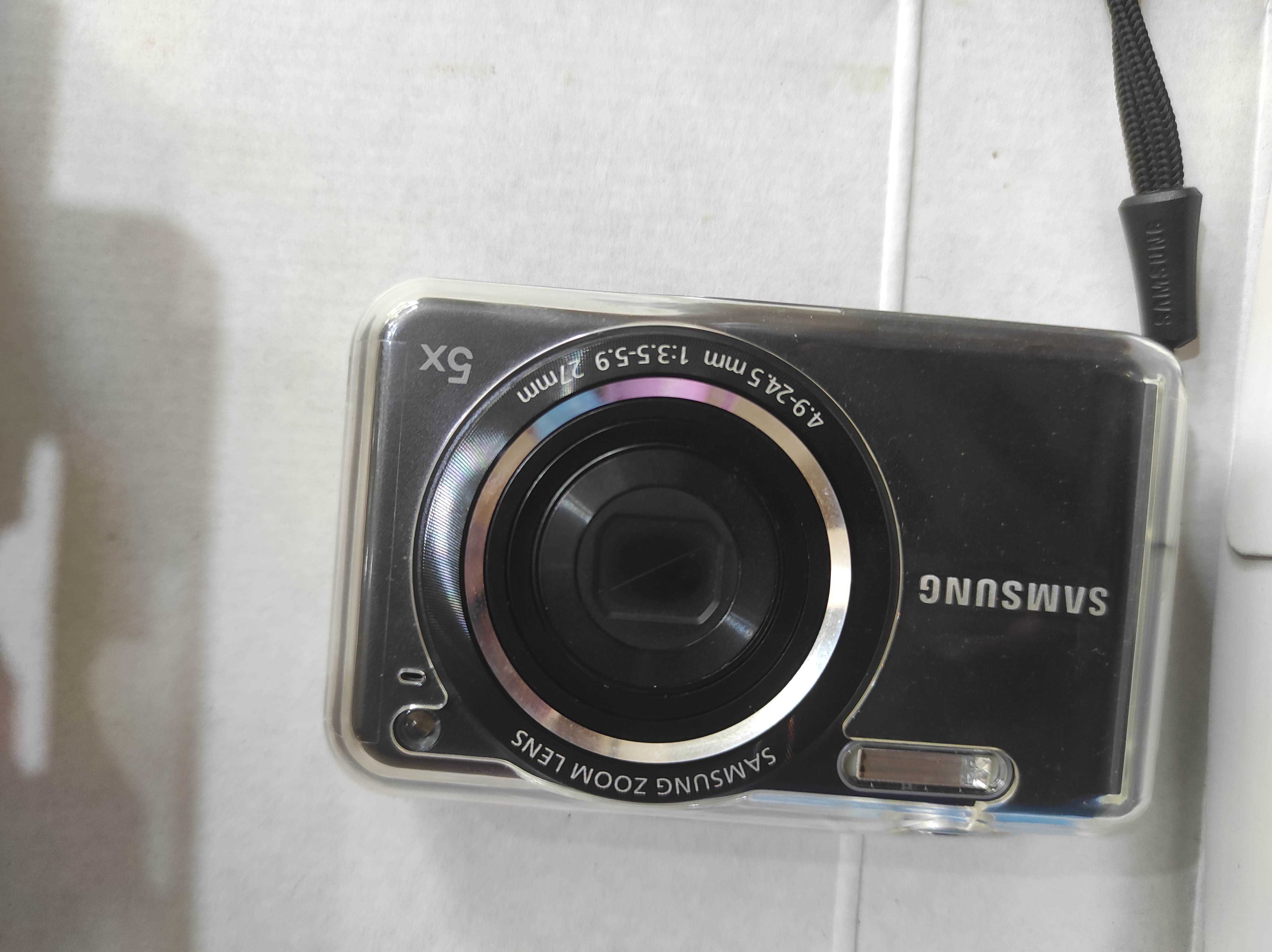 Samsung es70 fotokamerasi 12 megapixel tiniqligi