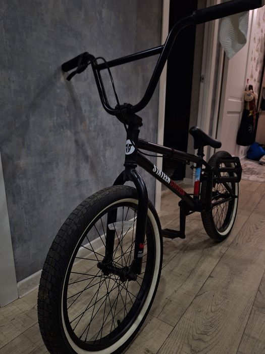 Велосипед BMX Haro Premium Stray