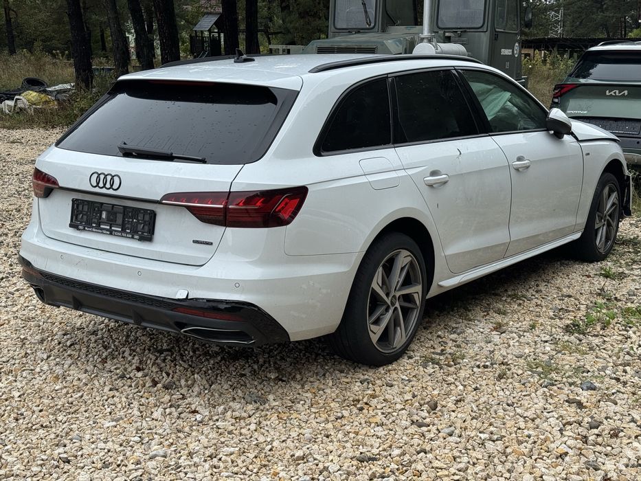 Audi A4 2.0 TDI S-Line Quattro 2023 avariat