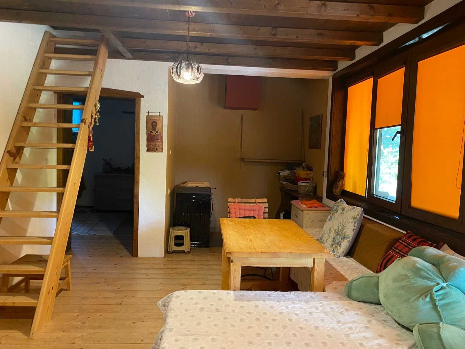 КЪЩА с РЗП 130 кв.м., двор 1300 кв.м., село Кърнаре