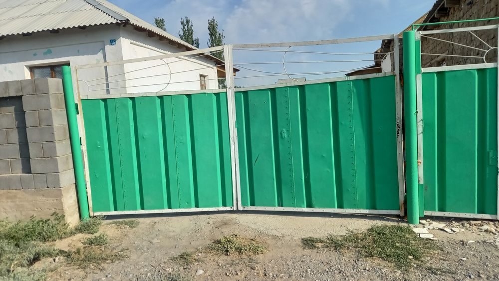 Ворота жақсы жағдайда темірі қалың