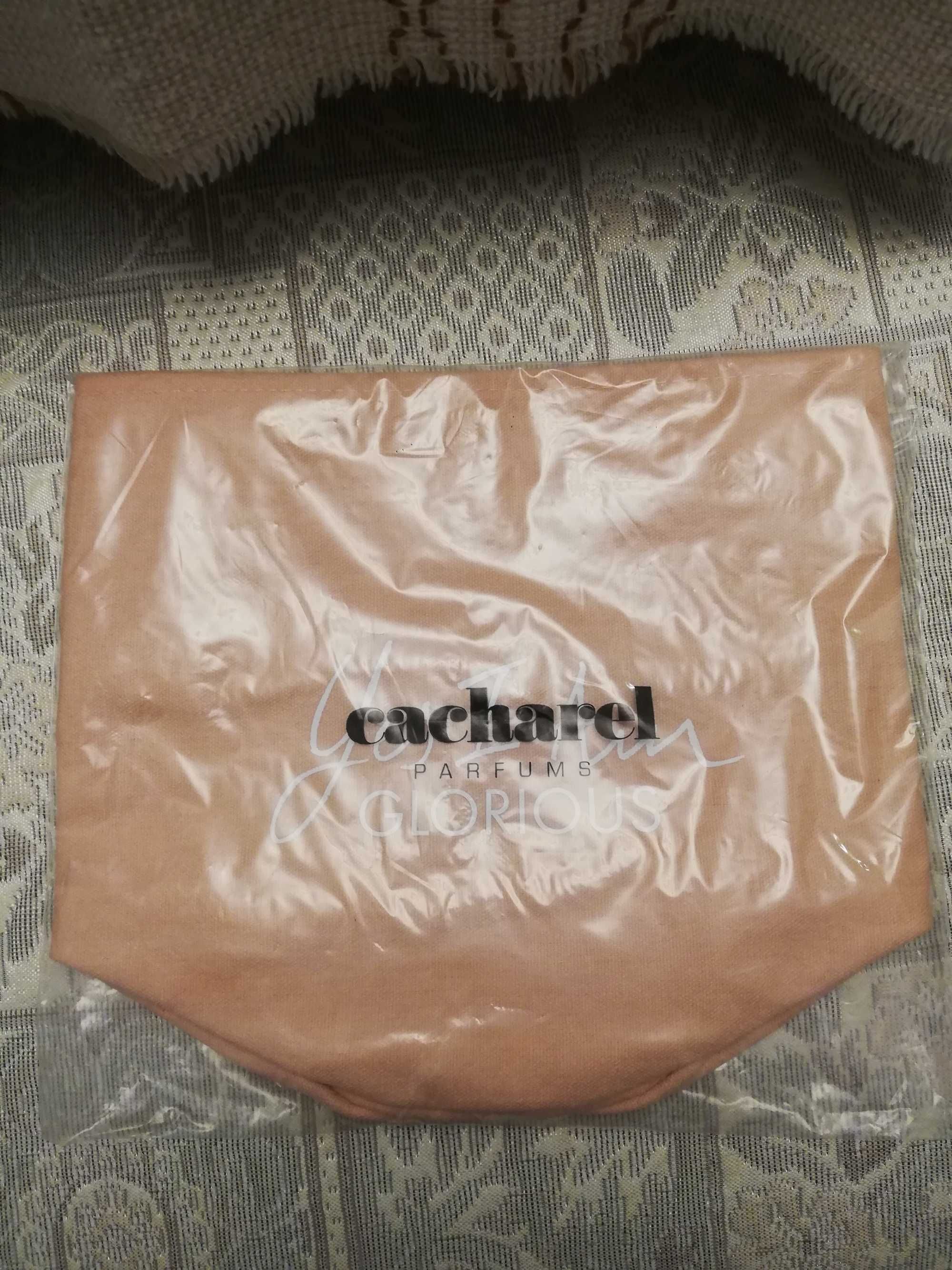 Козметична чанта CACHAREL