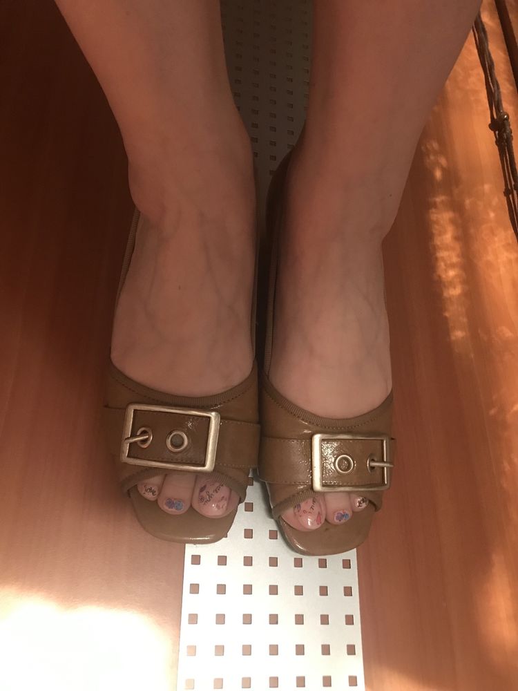 Sandale/ pantofi decupați Puccetti, 38