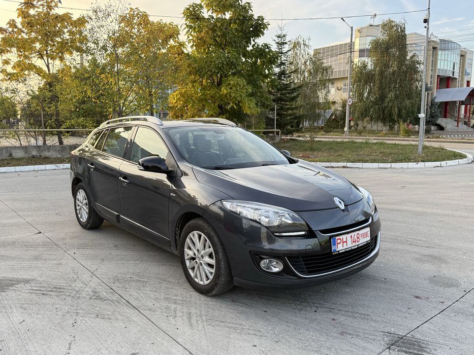 Renault Megane 3 Bose , 1.5 dci 110 cp , 2013 , Carte Service !!!