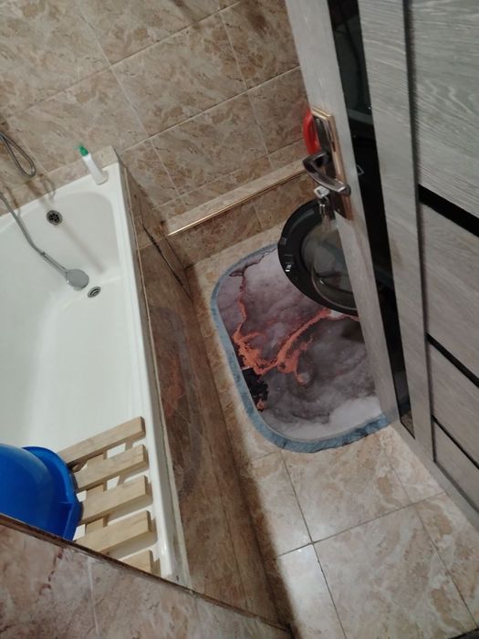 Шерикликга  уқийдига ишлайдиган еки еш оила