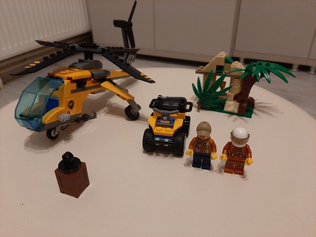 LEGO City Elicopter de marfa in jungla 60158