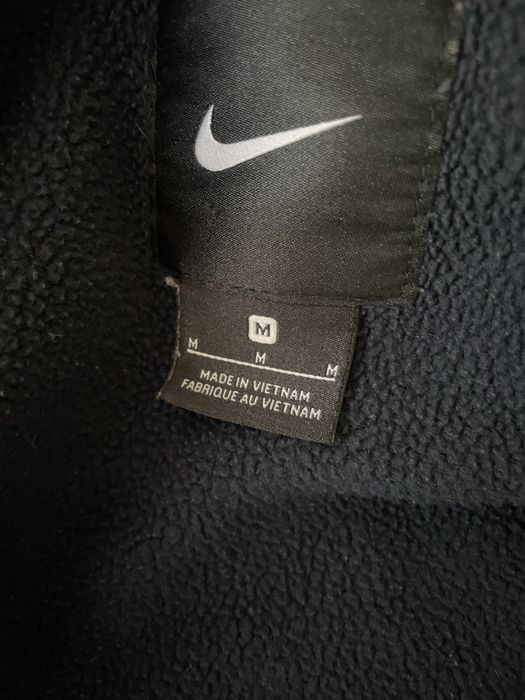 Продавям яке на найк