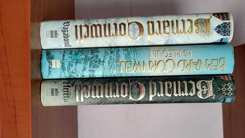 Bernard Cornwell  - The Grail Quest series: Harlequin,Vagabond,Heretic