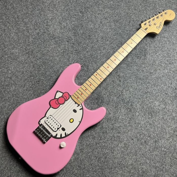 Электро гитара squier hello kitty