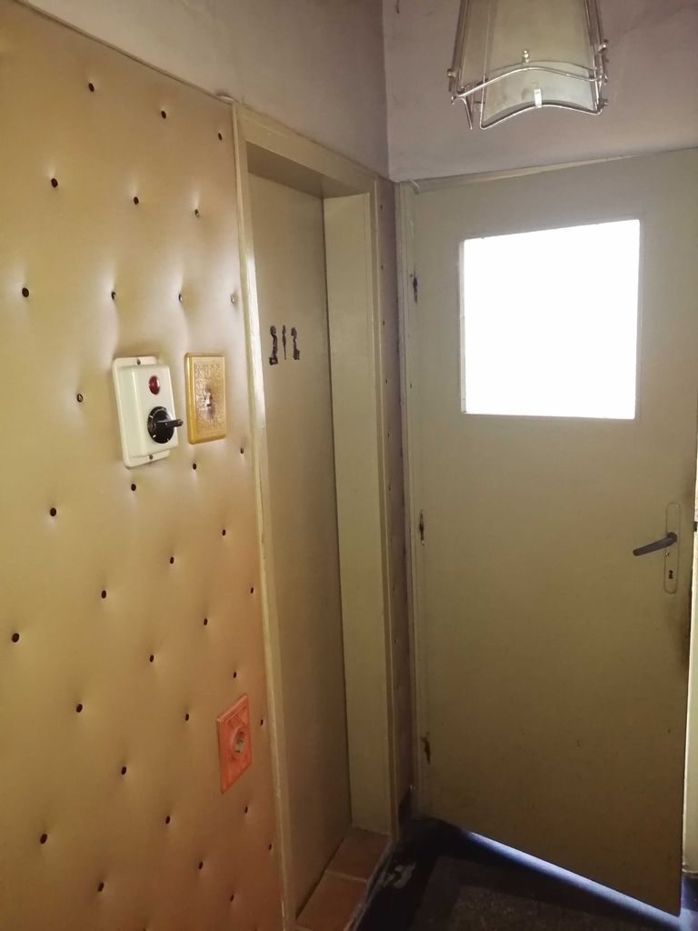 Продава се Тристаен апартамент в Търговище, Боровец - 68 кв.м за 968 €/кв.м - Снимка #2