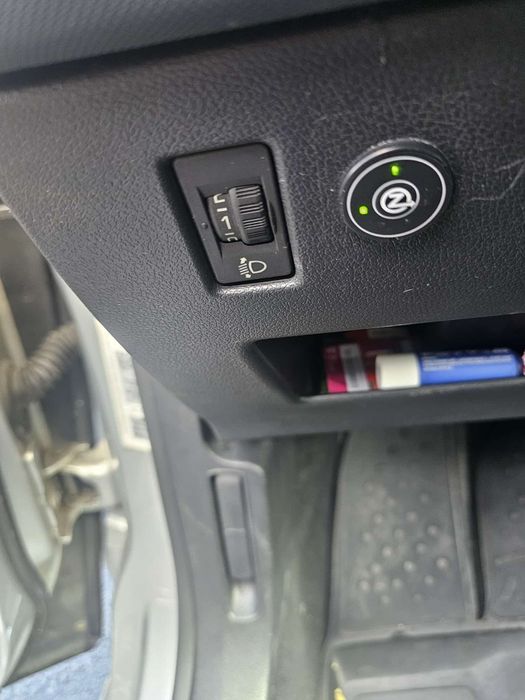 Vând Peugeot 308 anul 2009  1.6v benzina+Gpl