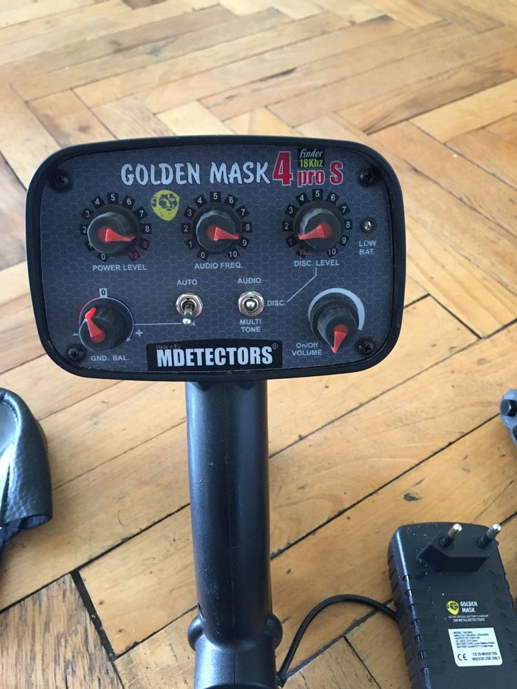 Металдетектор +  дълбочинен  - Golden mask 4 pro s + Thrace terra 2