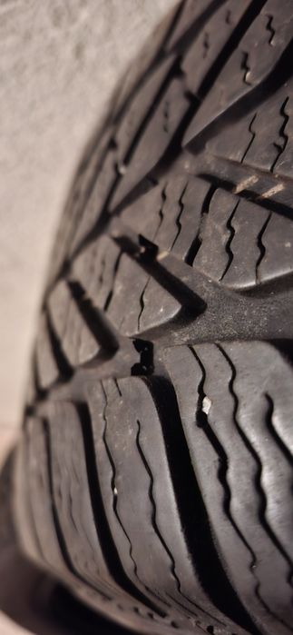 Vand 2 cauciucuri de iarna 195 60 R15 Firestone Winterhawk 3