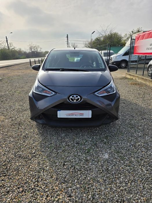 Toyota Aygo Tva inclus și deductibil,credit rapid cu buletinul,cumpărată RO de nou