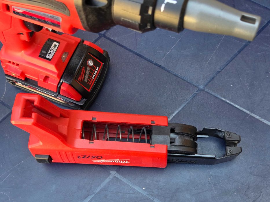Професионален Комплект MILWAUKEE M18 FSG (FUEL) + CA 55 -  КАТО НОВ