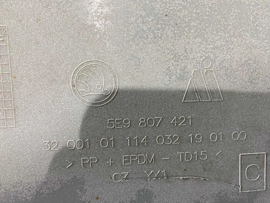 задна броня Skoda Octavia III combi 2013-2020 г. #1060V