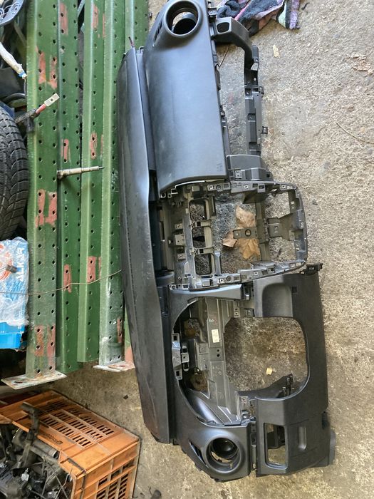 Mazda CX-7 2010година Табло с бег