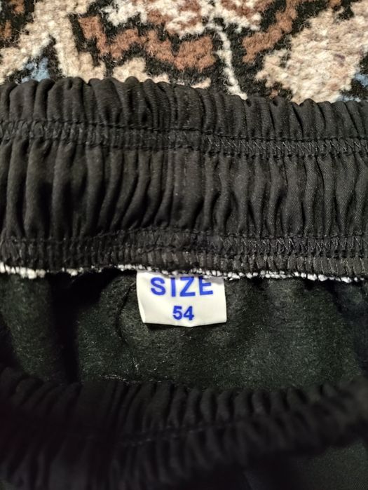 Джоггеры штаны карго
Yangi kiyilmagan kichik kelgan 
100 000