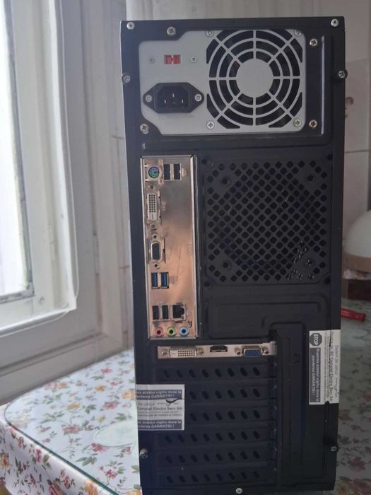 Calculator si monitor