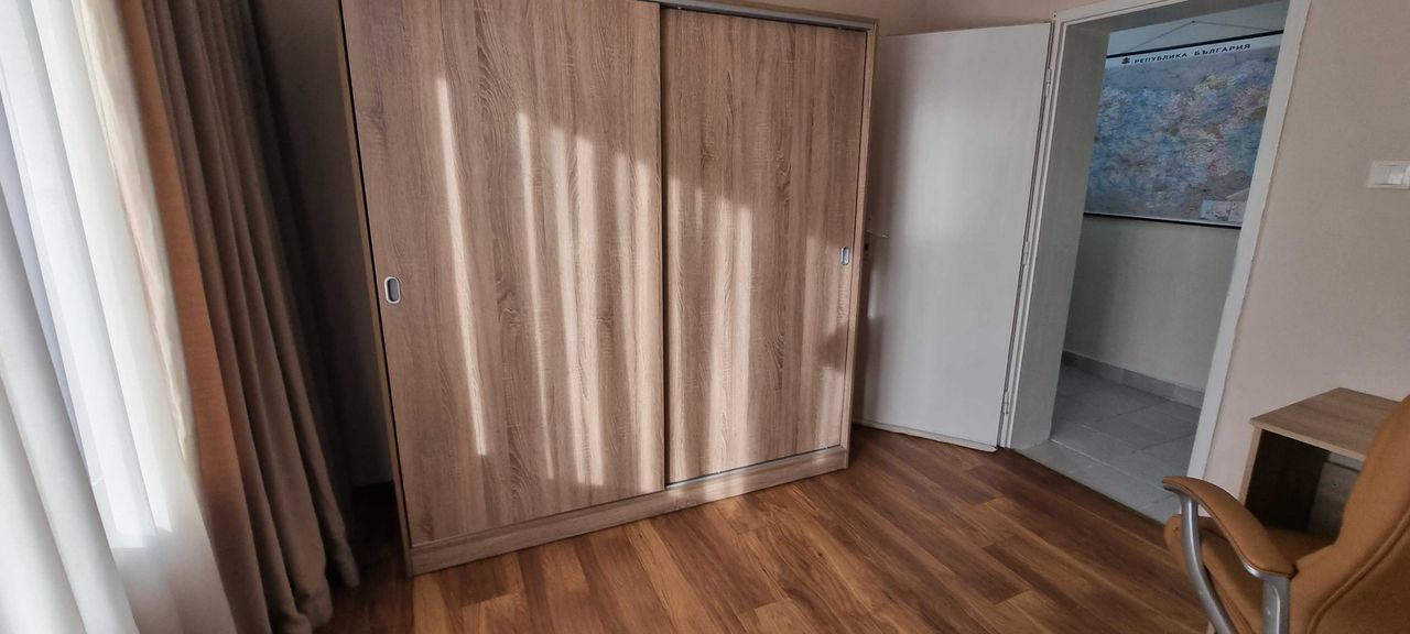 Продава се Тристаен апартамент в Кубрат - 74 кв.м за 1103 €/кв.м - Снимка #11