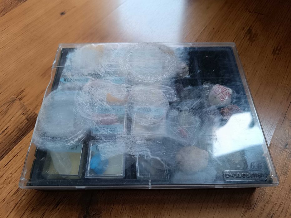 Колекция минерали - ахат,малахит, опалит,аметист,галенит,обсидиан и др