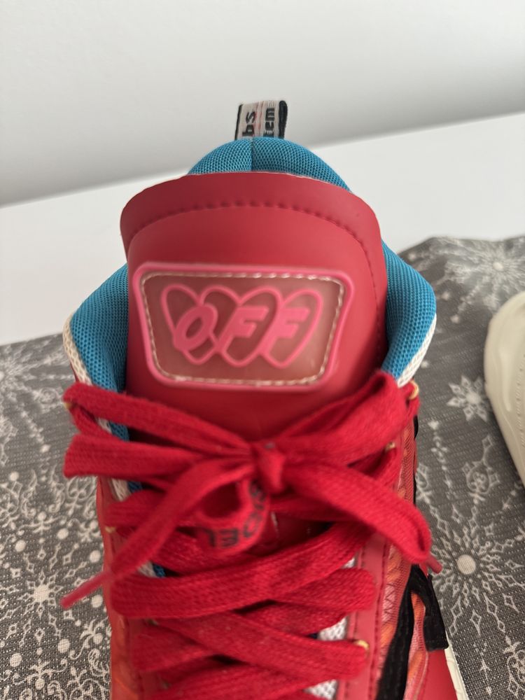 Adidasi  off ODSY-1000 low trainer