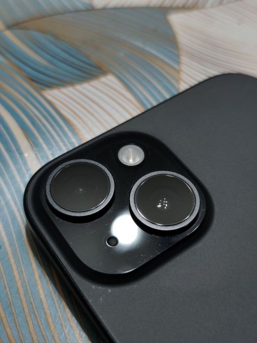 Iphone 15 karobkasiz