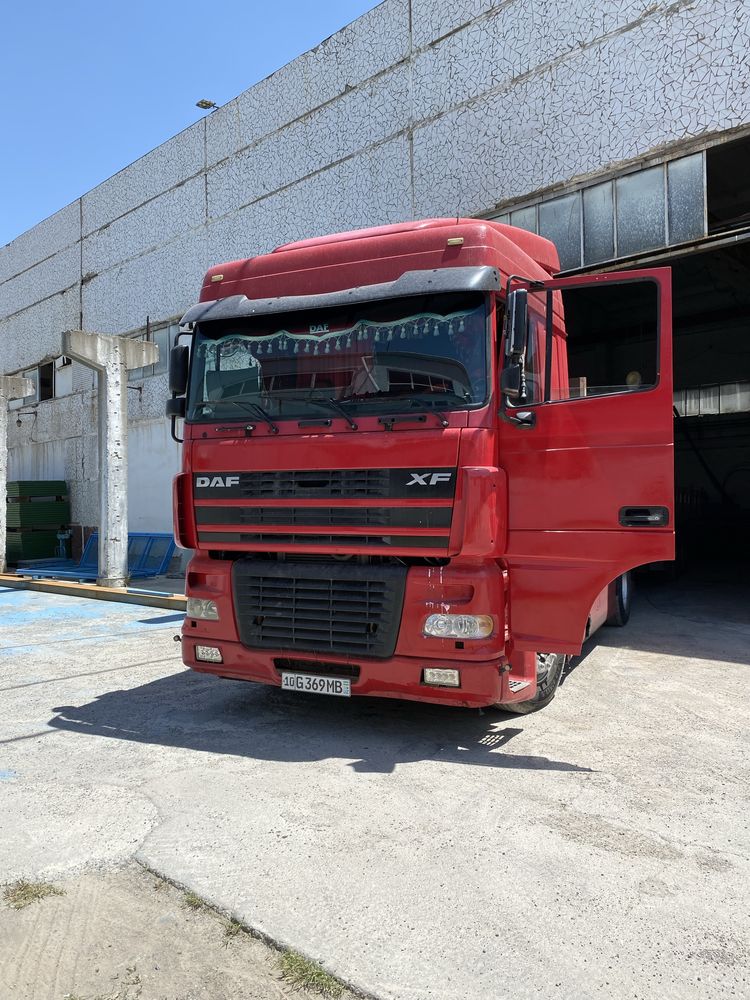 DAF XF 95 Schmitz saf most
