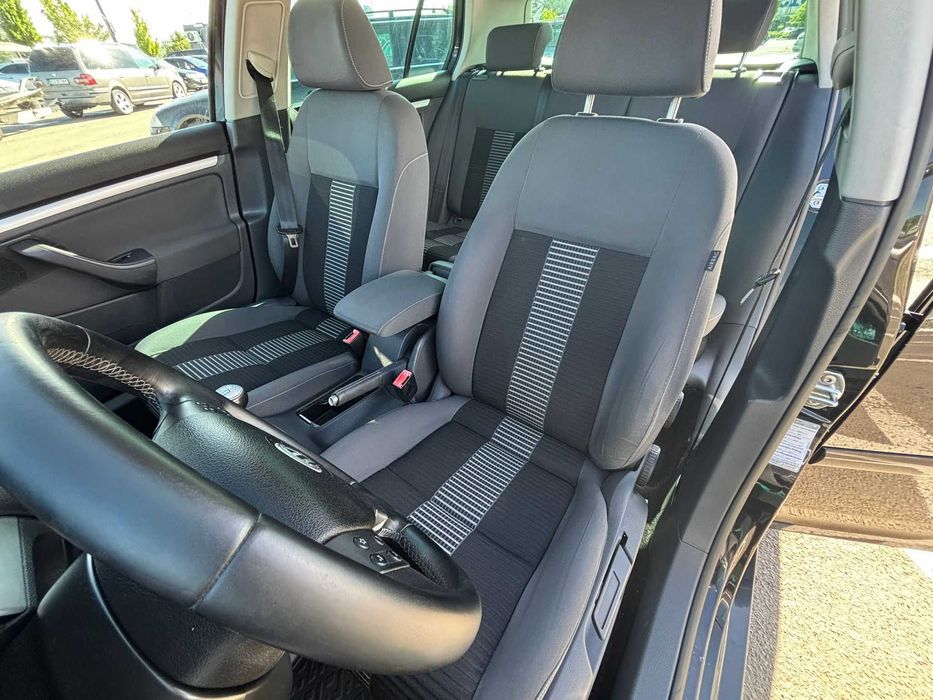 VW Golf 1.6 Mpi United/Climatronic/Scaune incalzite/comenzi volan