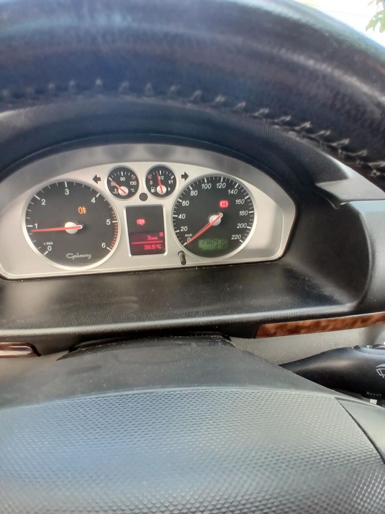 Ford Galaxy 2005 г