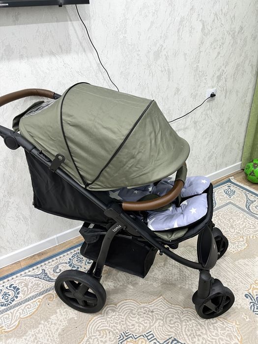 Коляска фирмы Tomix