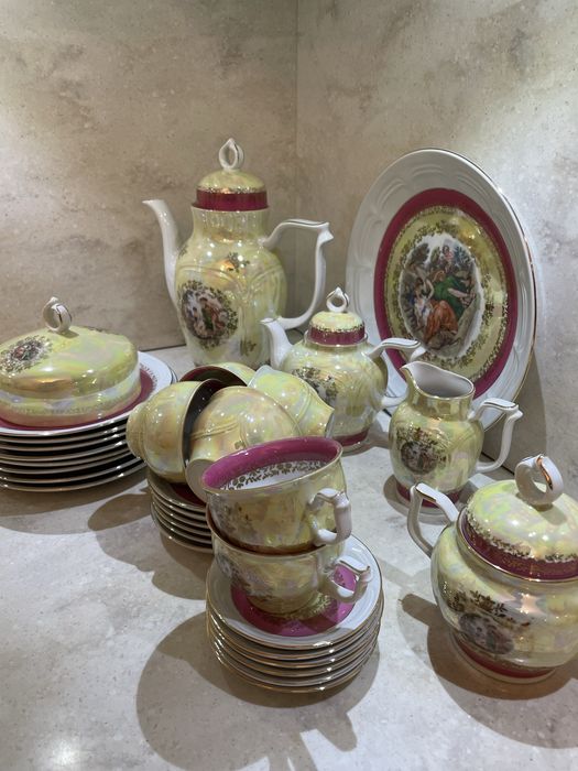 Продам сервиз Мадонна GDR ( Германия)