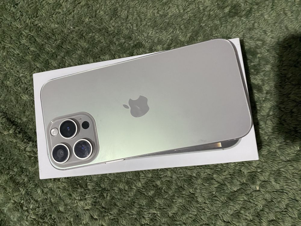 iPhone 16 Pro Max, 1 терабайт памяти