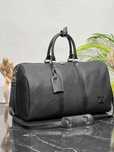 Сак на Louis Vuitton