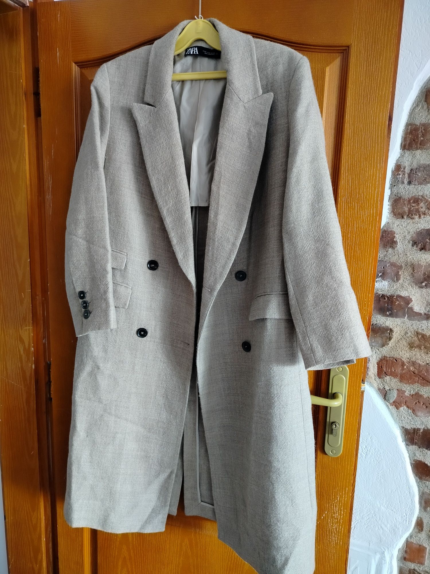 Zara 100% вълнено палто M