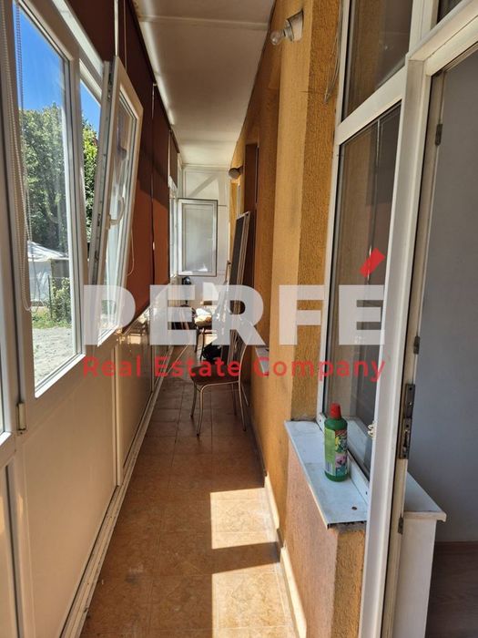 Продава се Тристаен апартамент в Бургас, Възраждане - 104 кв.м за 1375 €/кв.м - Снимка #11