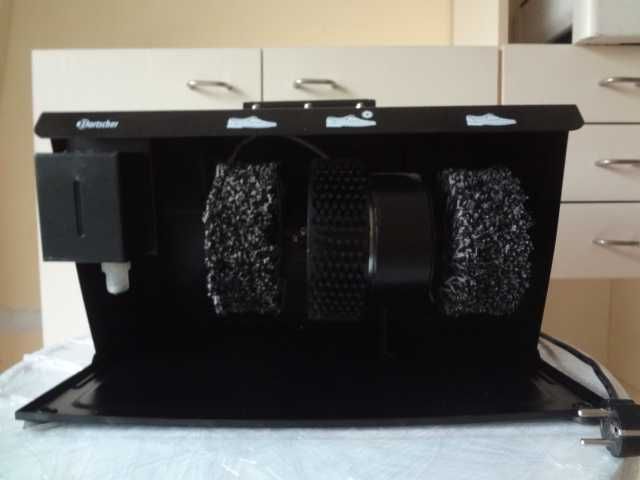 Нова немска машина за почистване на обувки