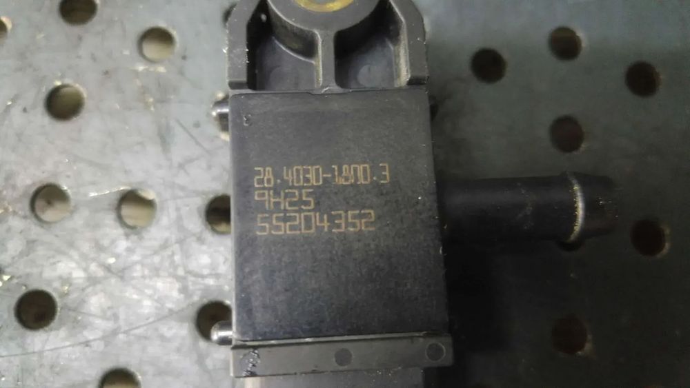 Senzor presiune gaze 1.9 jtdm alfa romeo 159 939 28403018003 55204352