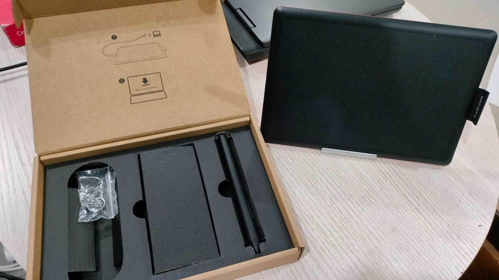 Графический планшет WACOM